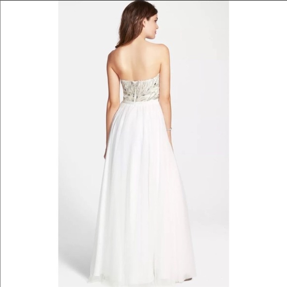 Wedding/Prom Aidan Mattox Strapless Beaded Chiffon - Picture 2 of 11